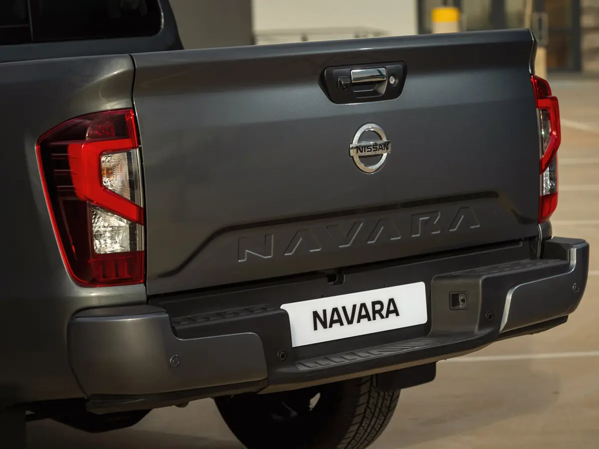 Nissan Navara (Frontier) IV (D23) Рестайлинг Пикап Двойная кабина Double Cab — сүрөт 11