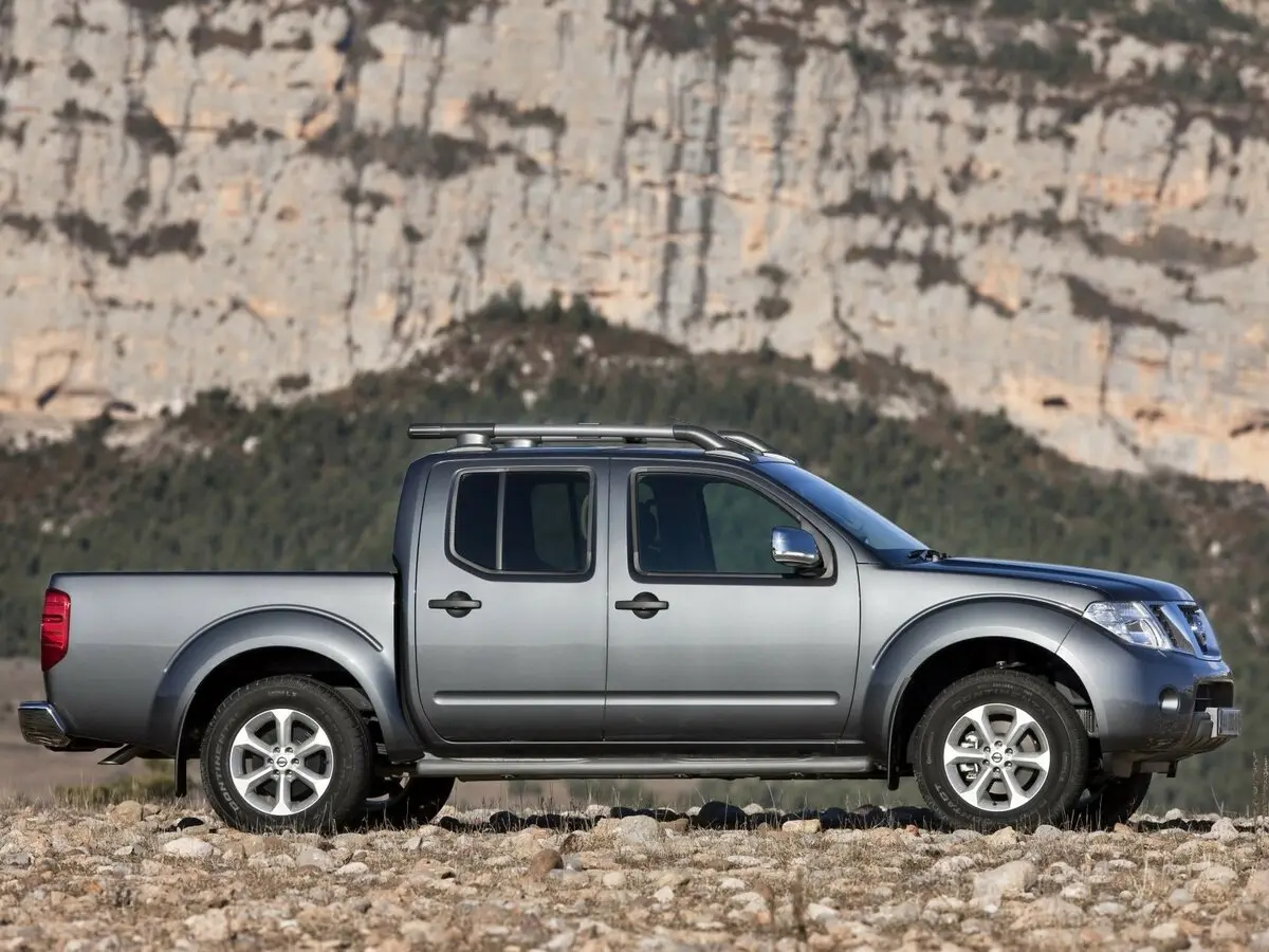 Nissan Navara (Frontier) III (D40) Пикап Двойная кабина — сүрөт 2