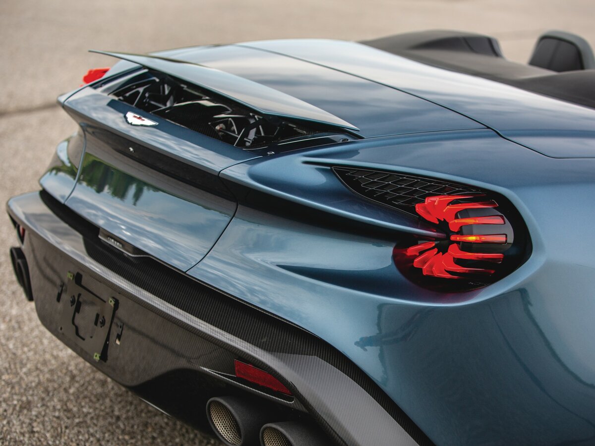Aston Martin Vanquish Zagato II Кабриолет Volante — фото 11