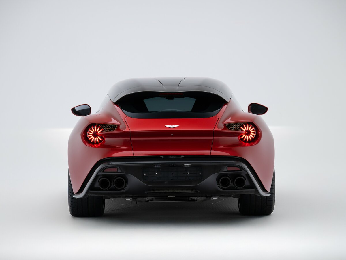 Aston Martin Vanquish Zagato II Хэтчбек 3 дв. Shooting Brake — фото 5