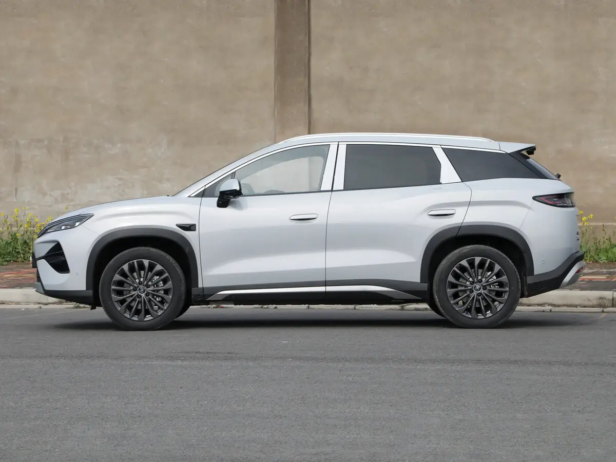 BYD Song Ultra 2026 – н.в. Внедорожник 5 дв. EV — сүрөт 2