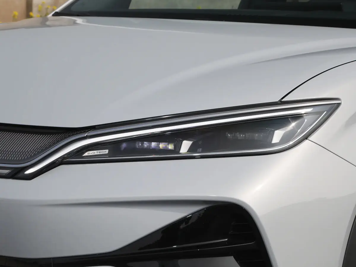 BYD Song Ultra 2026 – н.в. Внедорожник 5 дв. EV — сүрөт 15