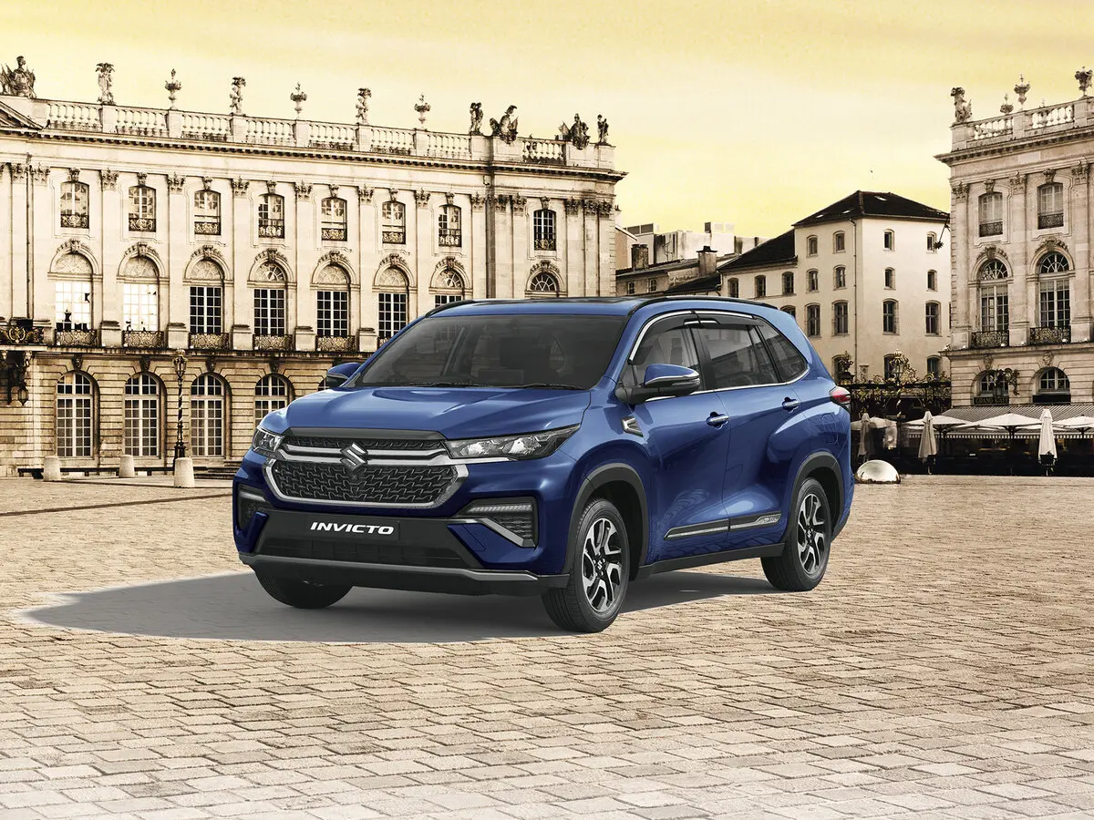 Suzuki Invicto 2026 – н.в.