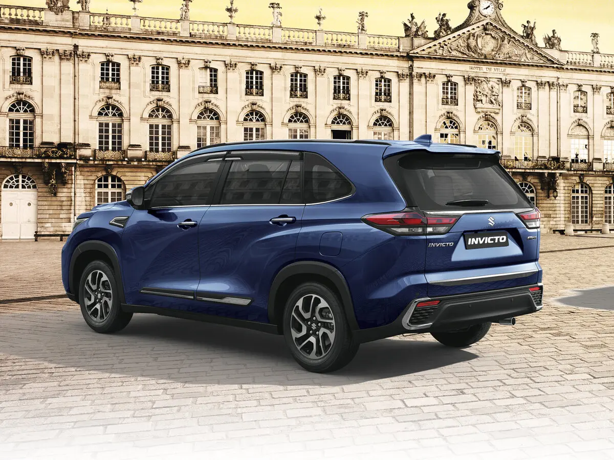 Suzuki Invicto 2026 – н.в. Компактвэн — сүрөт 3