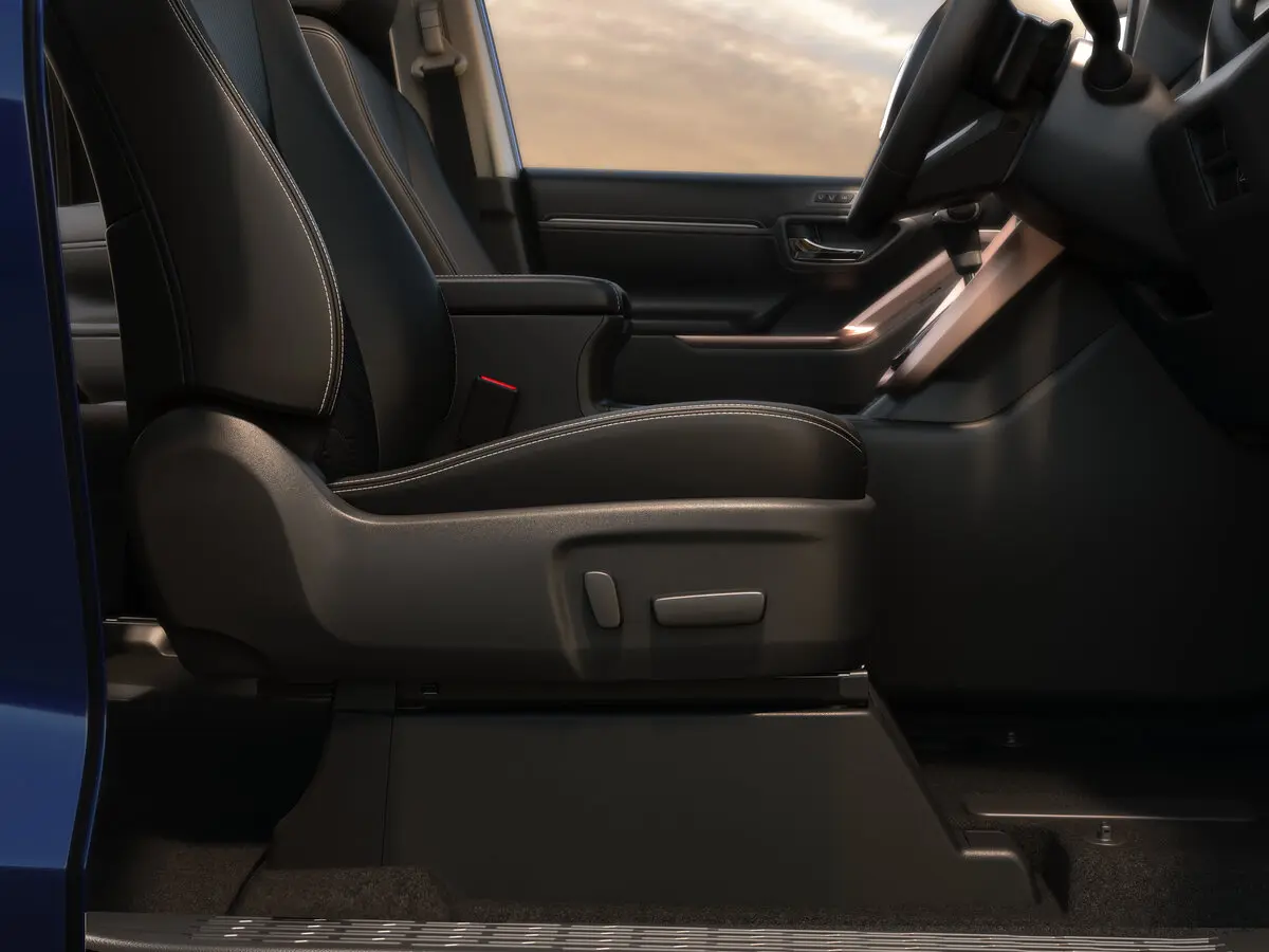 Suzuki Invicto 2026 – н.в. Компактвэн — сүрөт 6