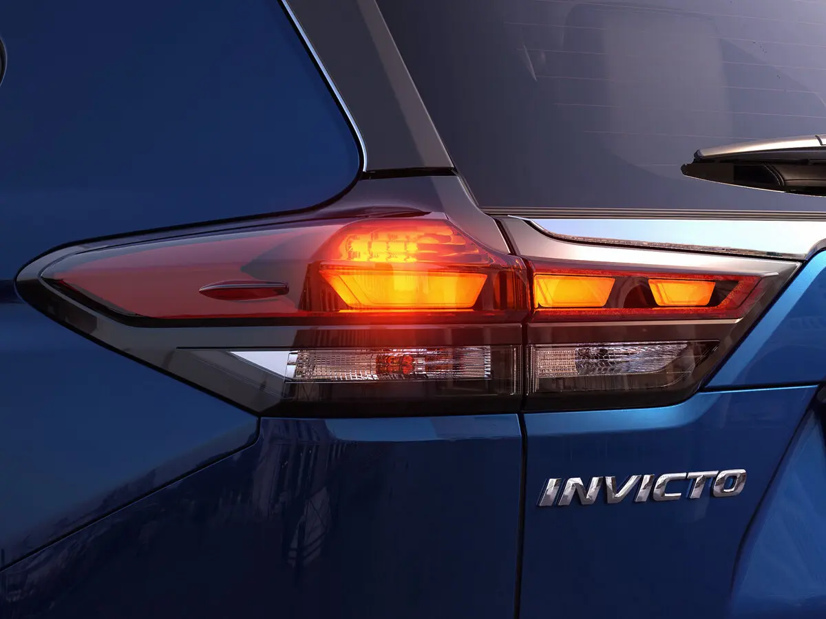 Suzuki Invicto 2026 – н.в. Компактвэн — сүрөт 12