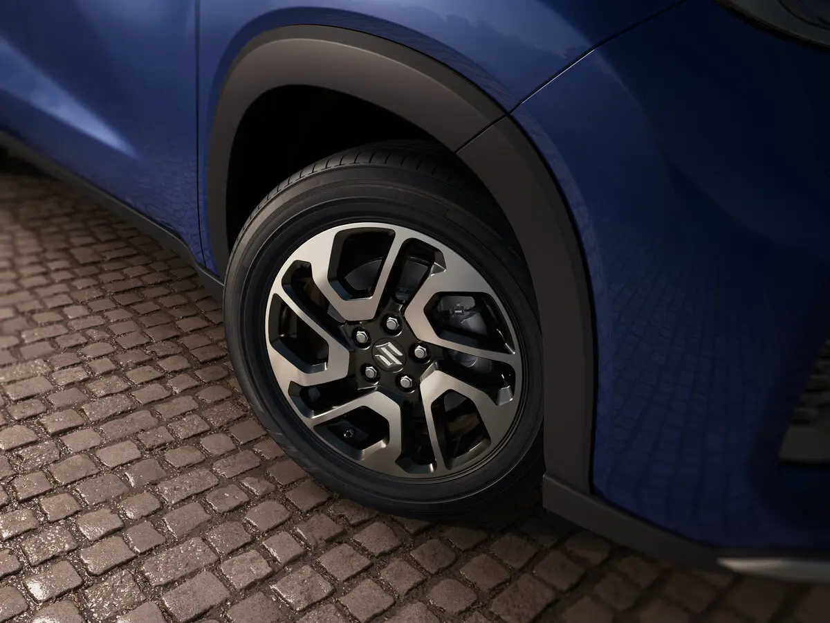 Suzuki Invicto 2026 – н.в. Компактвэн — сүрөт 16