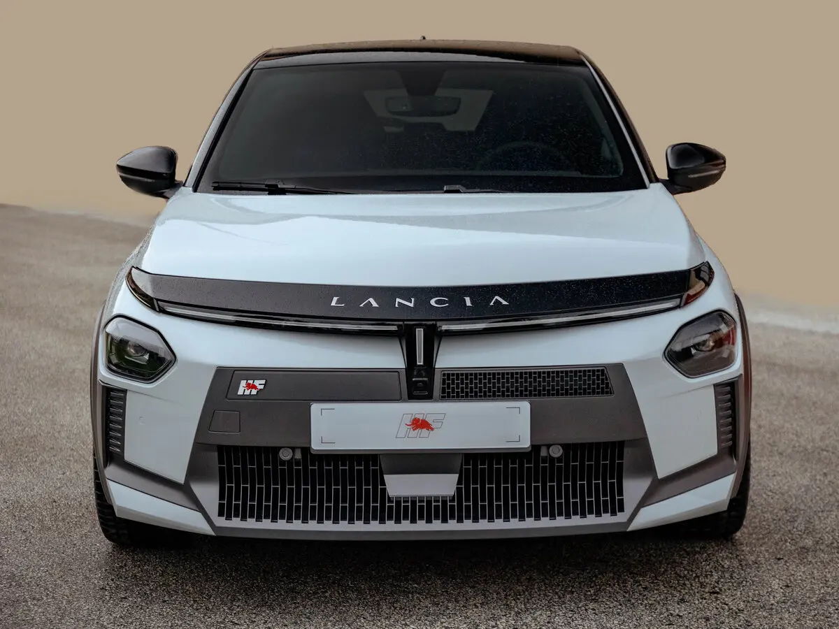 Lancia Ypsilon IV (Type L21) Хэтчбек 5 дв. HF — 照片 2