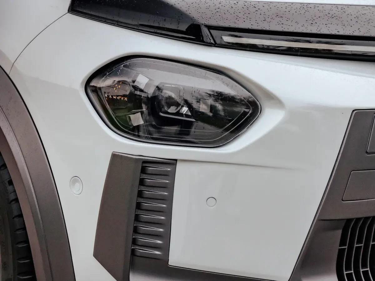 Lancia Ypsilon IV (Type L21) Хэтчбек 5 дв. HF — 照片 8