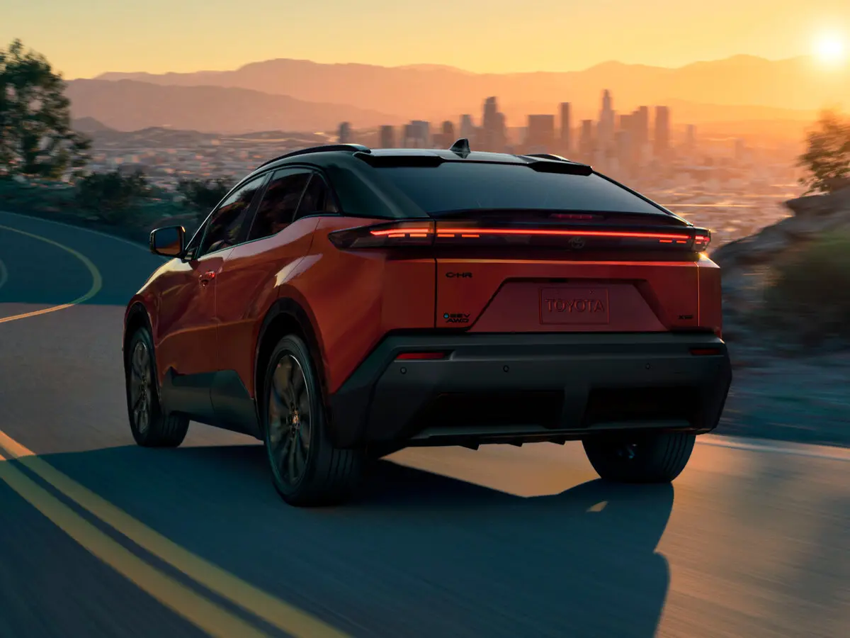 Toyota C-HR II (NA Market) Внедорожник 5 дв. — сүрөт 3