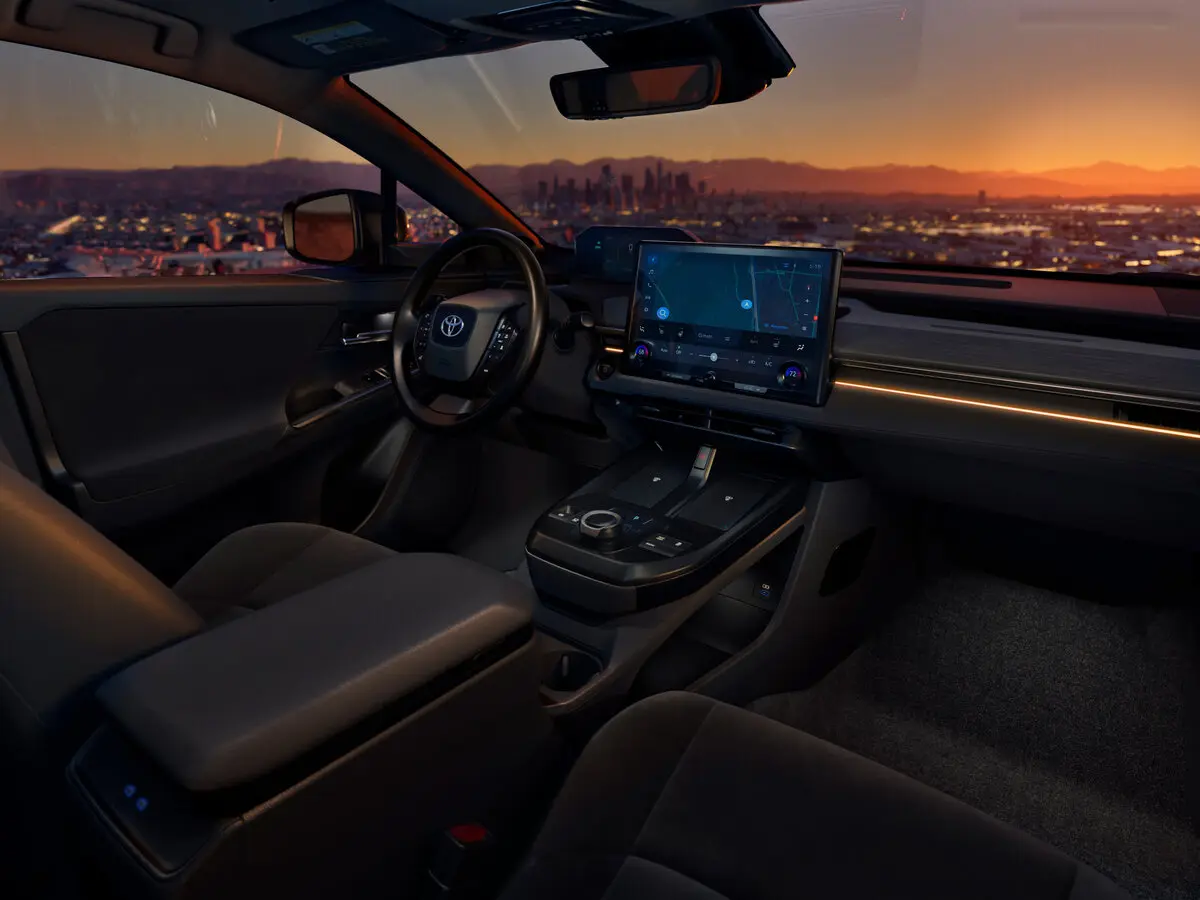 Toyota C-HR II (NA Market) Внедорожник 5 дв. — сүрөт 4