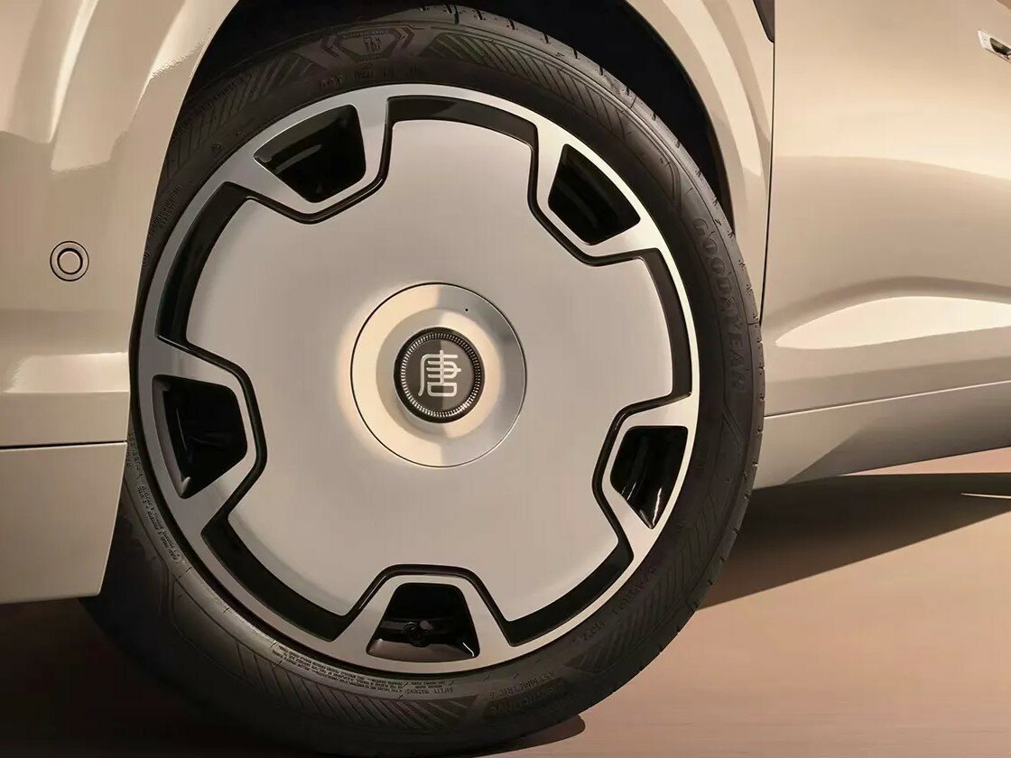BYD Datang 2026 – н.в. Внедорожник 5 дв.