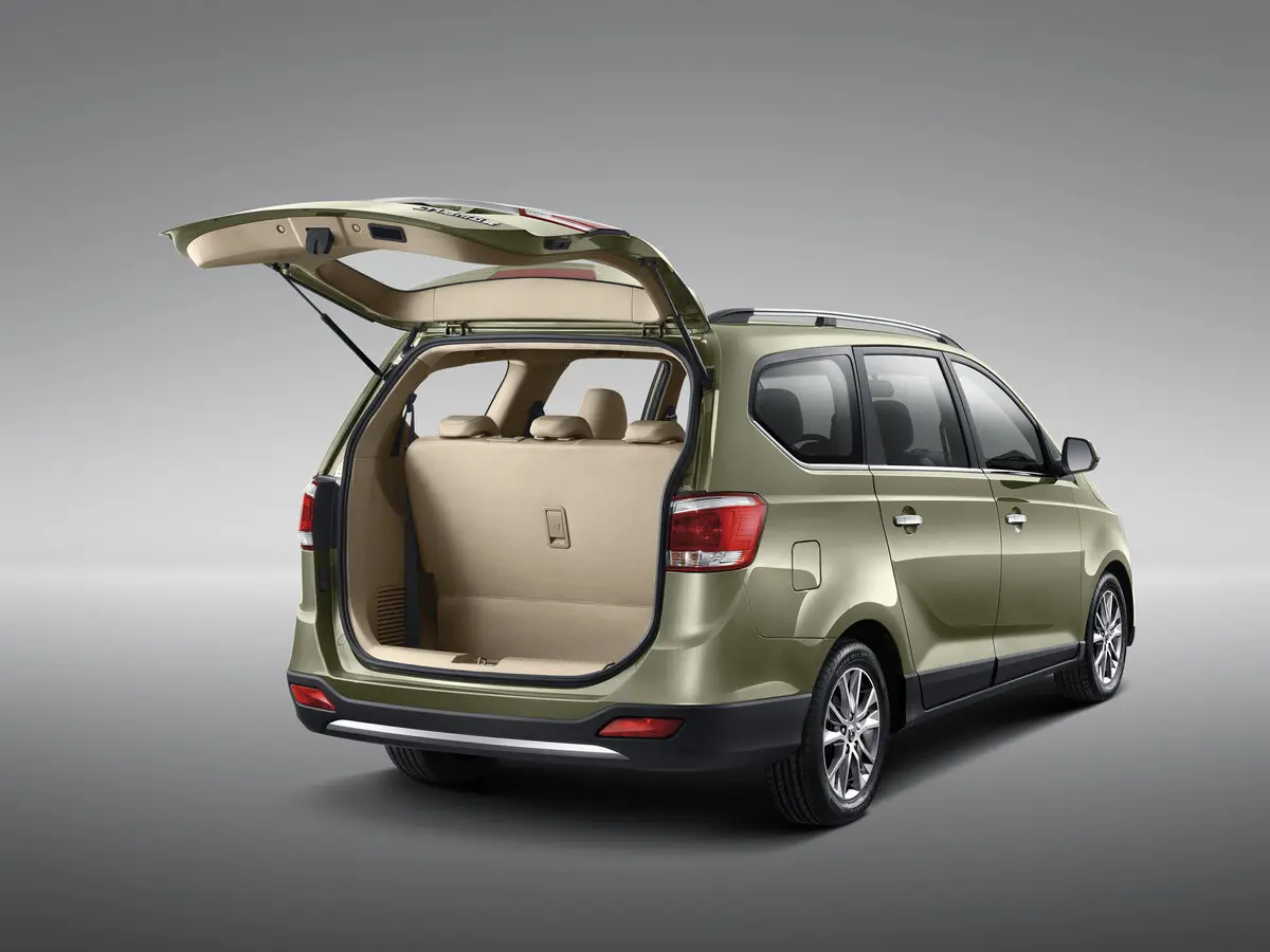 Baojun 730 I Минивэн — 照片 11