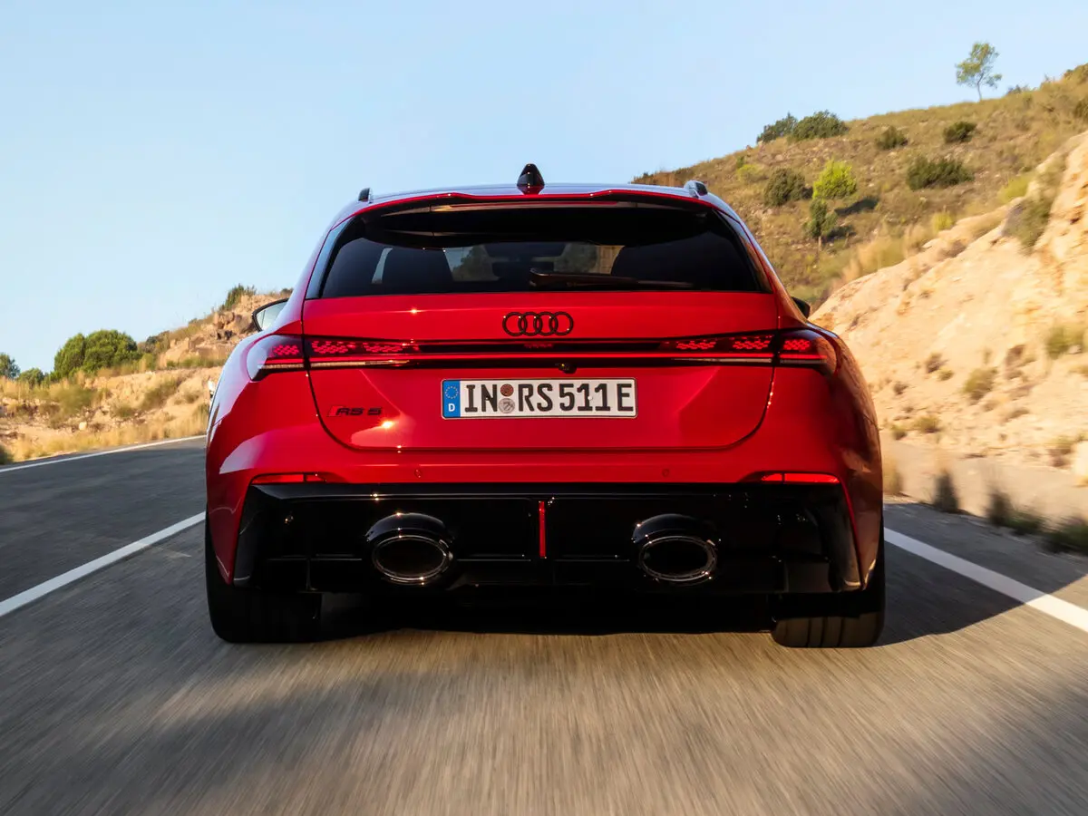 Audi RS 5 III (B10) Универсал 5 дв. — сүрөт 4