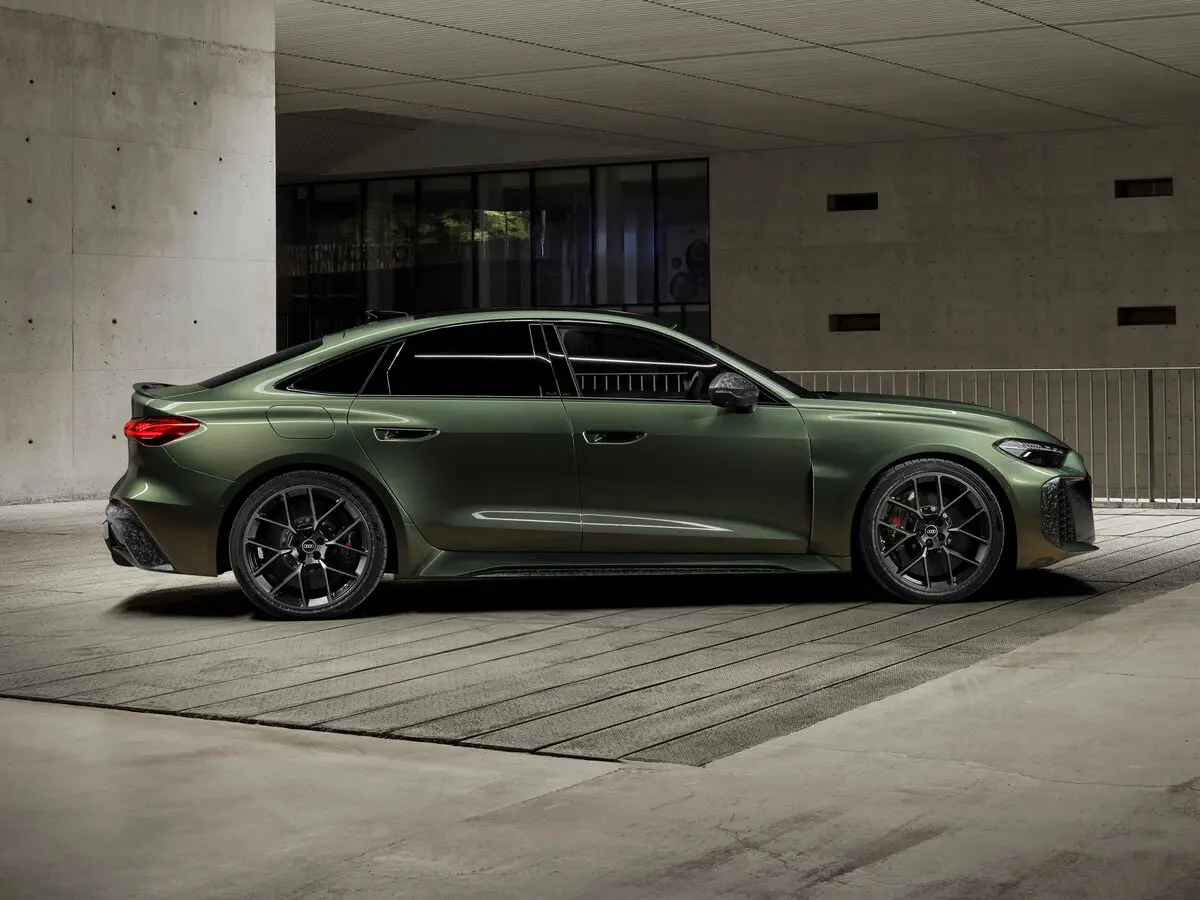 Audi RS 5 III (B10) Лифтбек — сүрөт 2