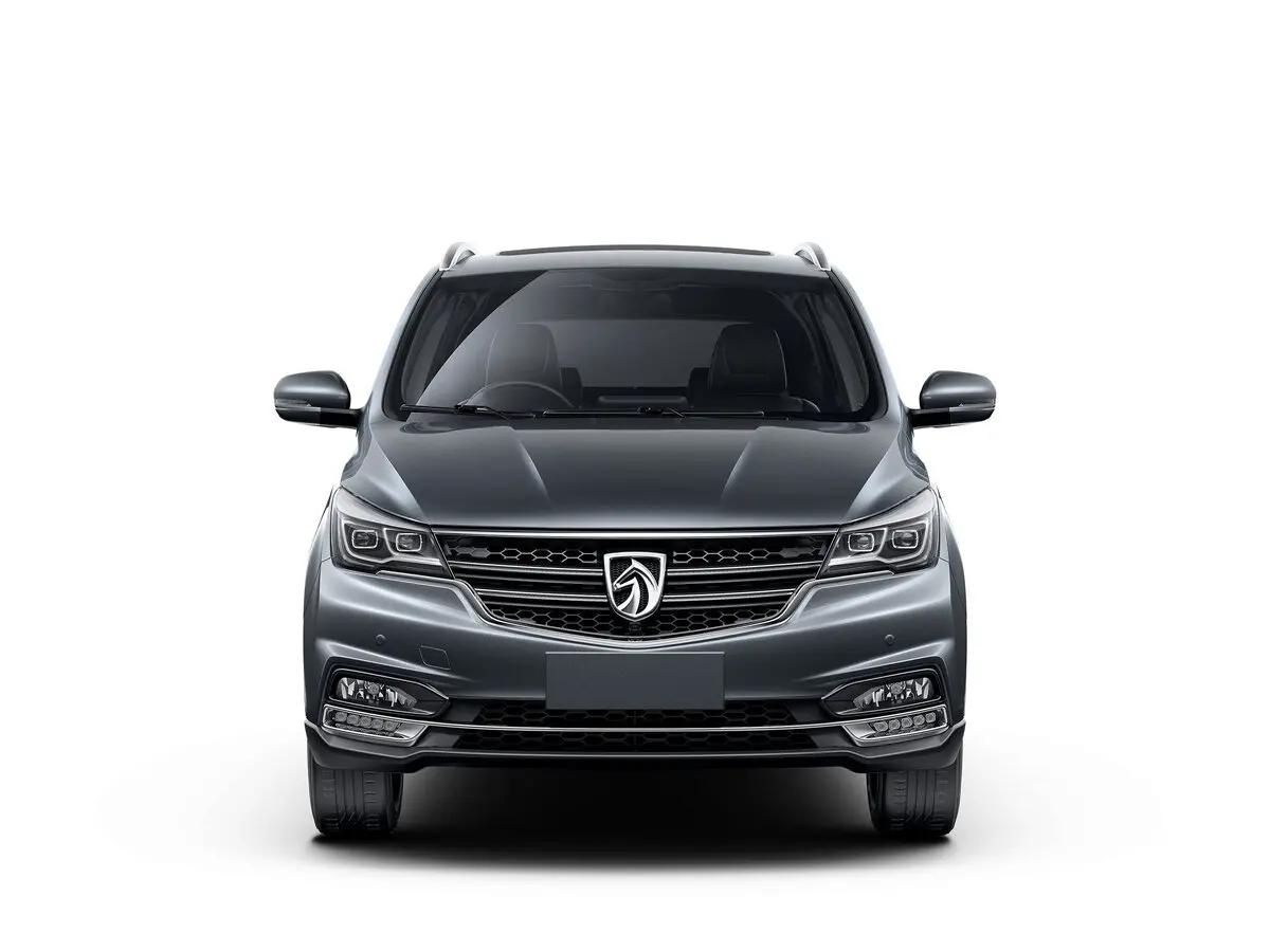 Baojun 730 II Рестайлинг Минивэн — 照片 3