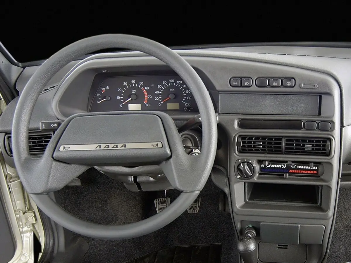 Lada (ВАЗ) 2115 1997 – 2012 Седан — сүрөт 8