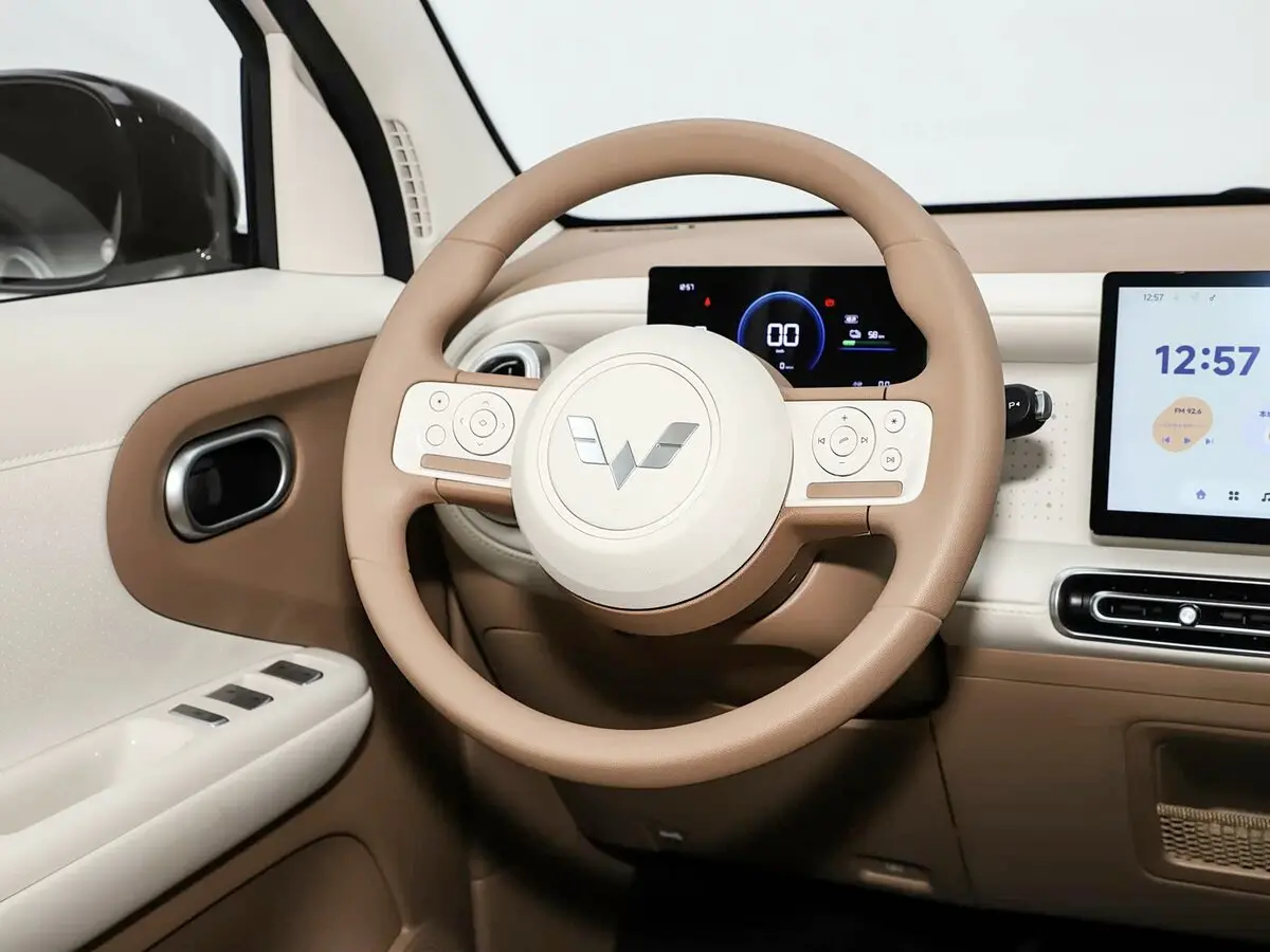 Wuling Mini EV V Хэтчбек 5 дв. — фото 9