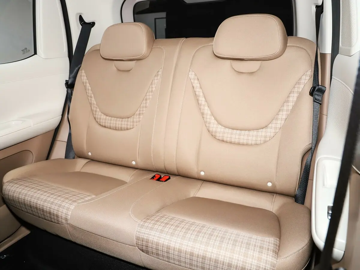 Wuling Mini EV V Хэтчбек 5 дв. — фото 10