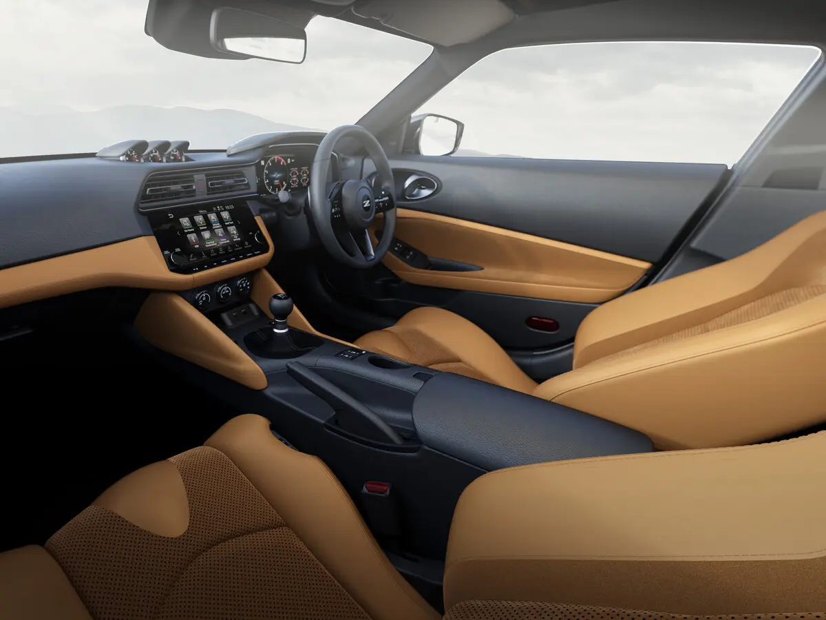 Nissan Fairlady Z VII (RZ34) Рестайлинг Купе — сүрөт 6