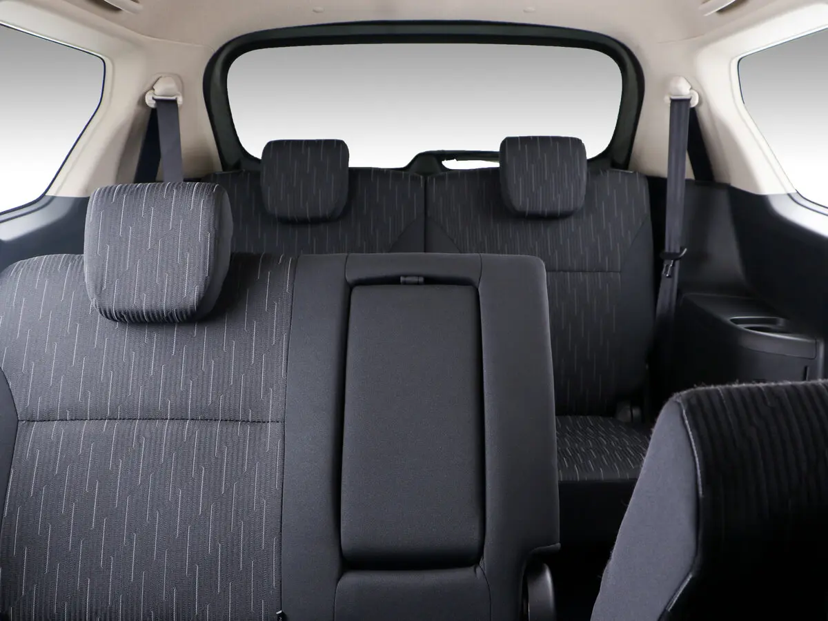Toyota Rumion I Компактвэн — фото 8