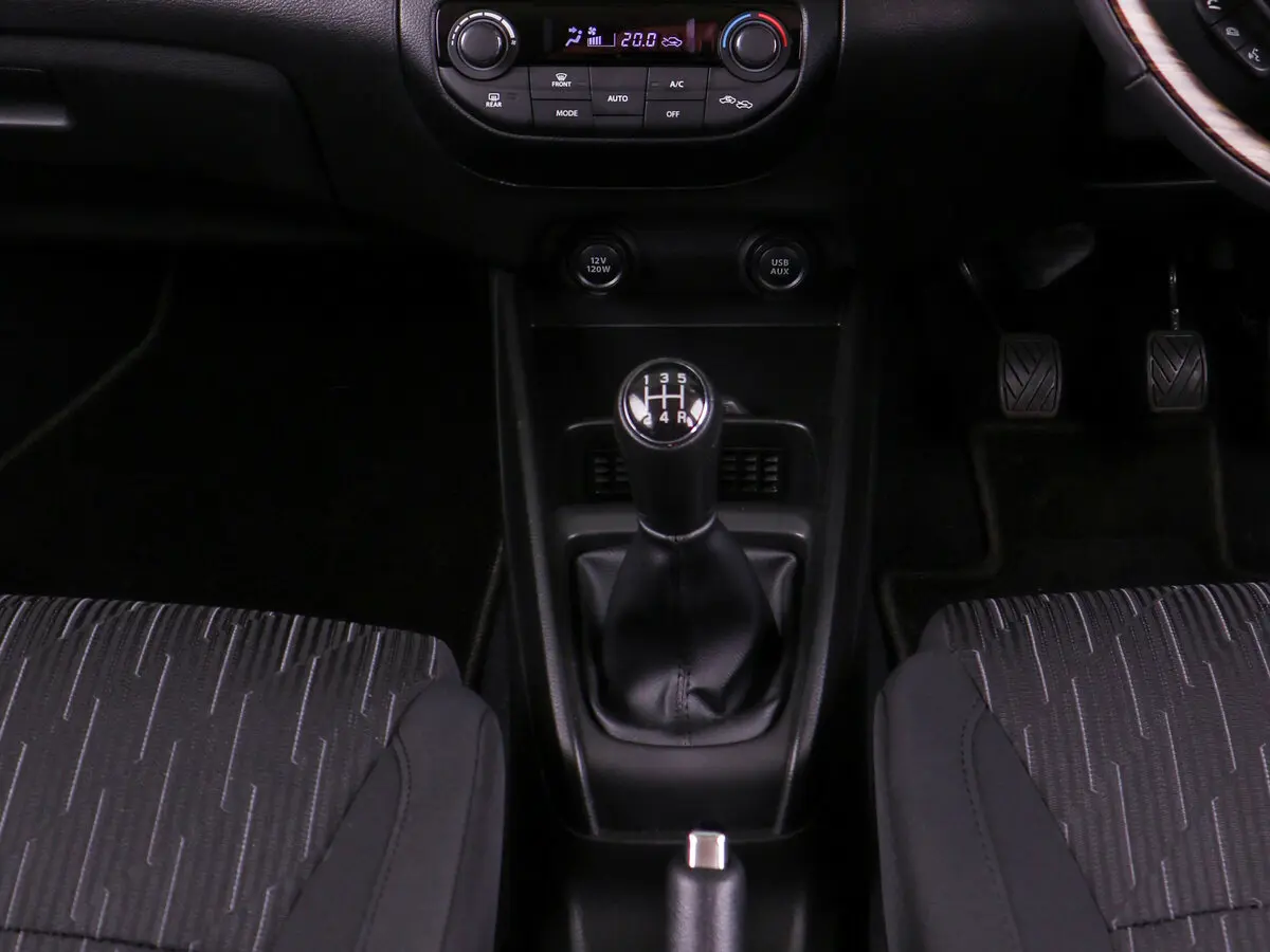 Toyota Rumion I Компактвэн — фото 9