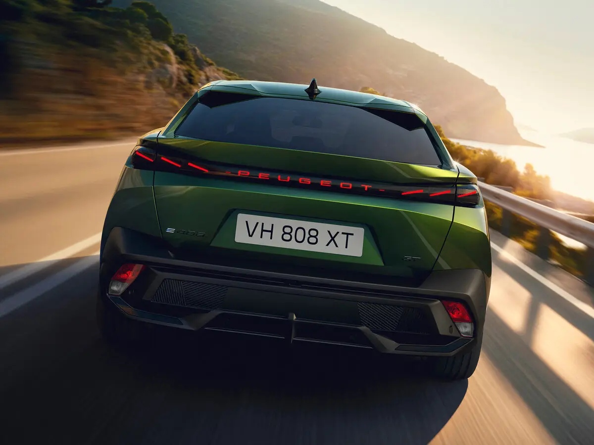 Peugeot 408 III Рестайлинг Внедорожник 5 дв. — сүрөт 4