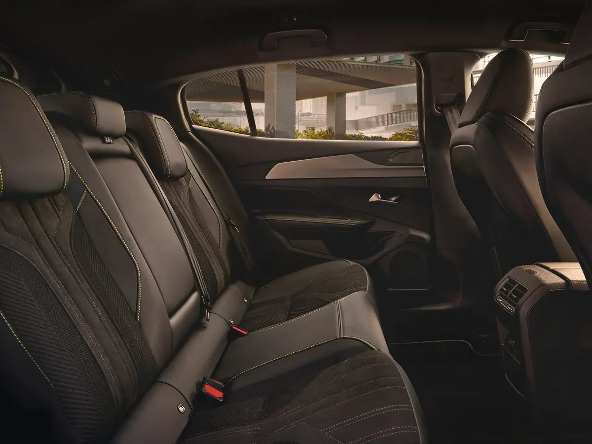 Peugeot 408 III Рестайлинг Внедорожник 5 дв. — сүрөт 7