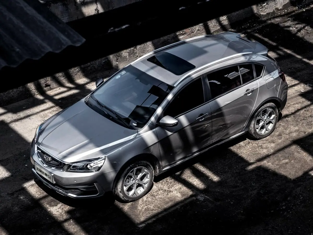Geely Vision S1 I Хэтчбек 5 дв. — сүрөт 8