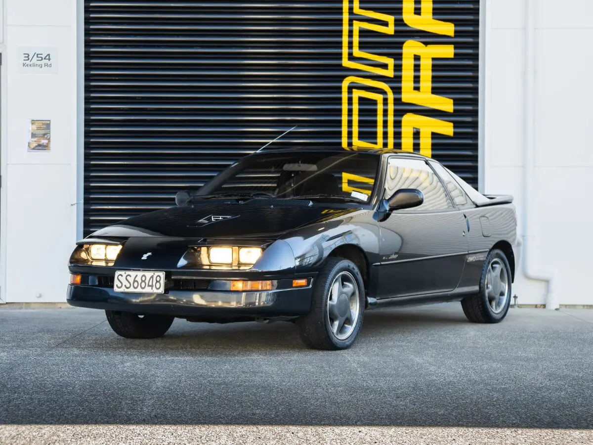 Isuzu Pa Nero 1990 – 1994 Купе