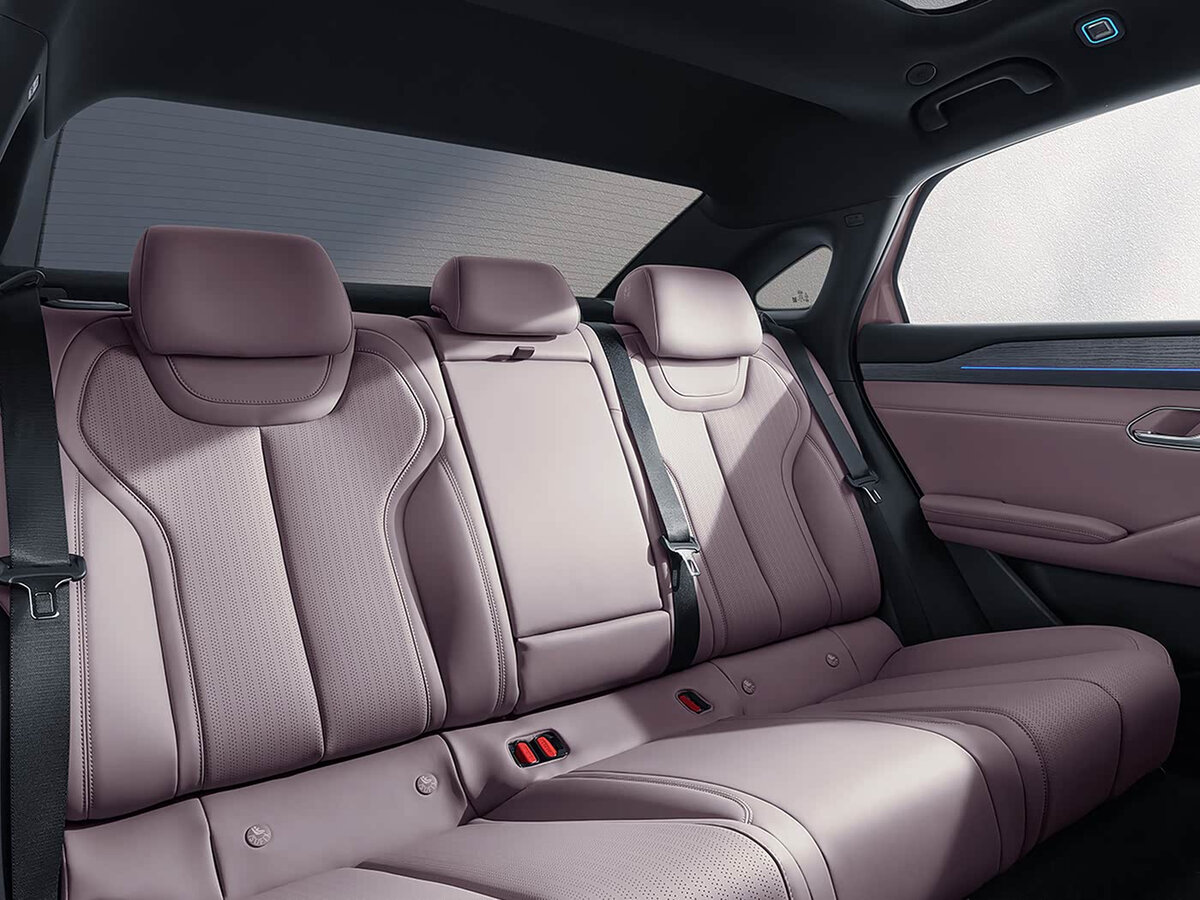 BYD Qin Max 2026 – н.в. Седан — фото 8