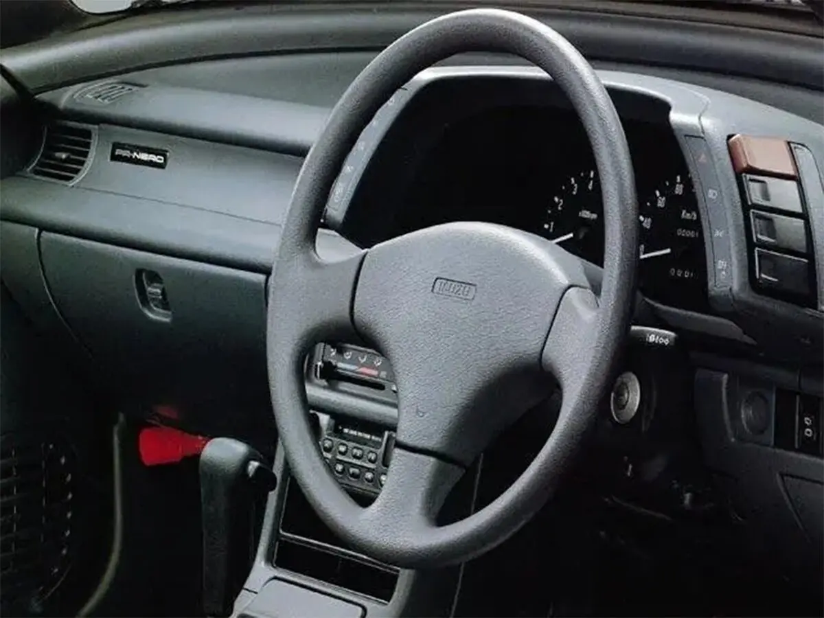 Isuzu Pa Nero 1990 – 1994 Хэтчбек 3 дв. — сүрөт 3