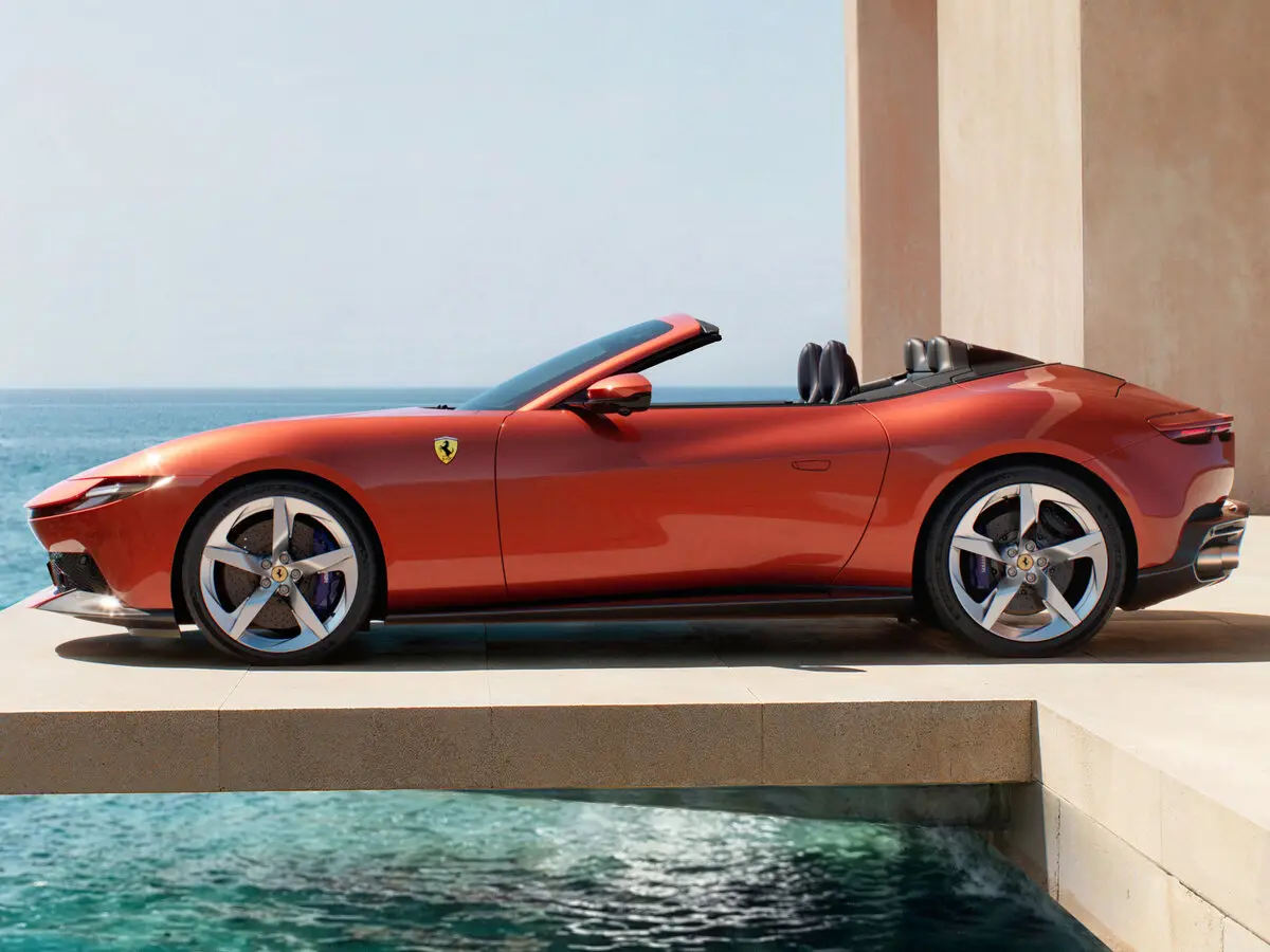 Ferrari Amalfi 2025 – н.в. Кабриолет Spider — сүрөт 2