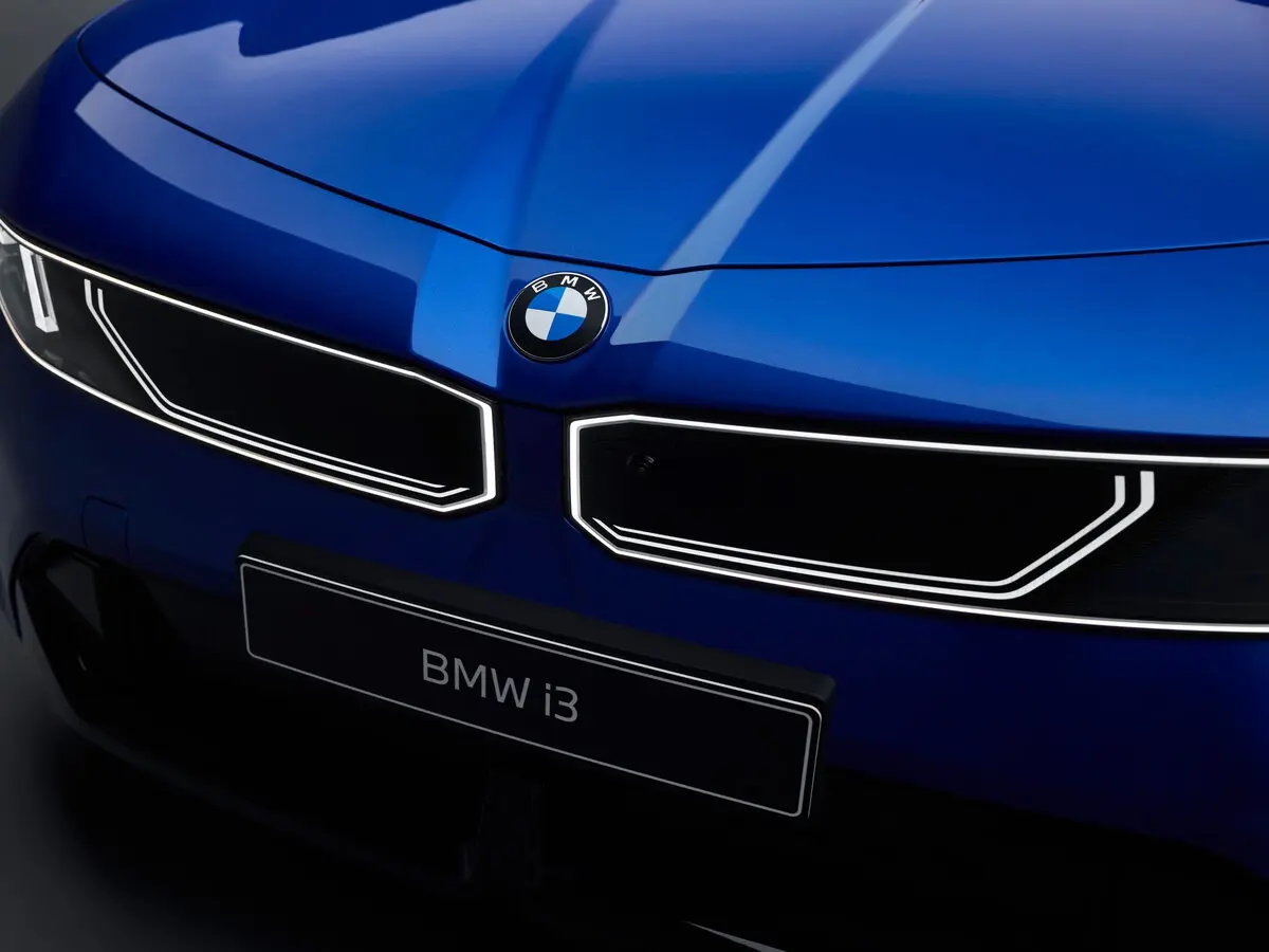 BMW i3 NA0 Седан — сүрөт 16