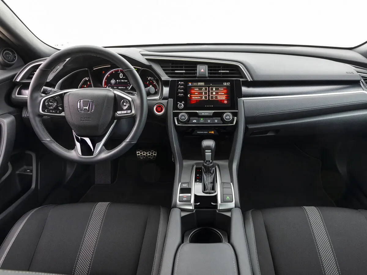 Honda Civic X Рестайлинг Купе — фото 6