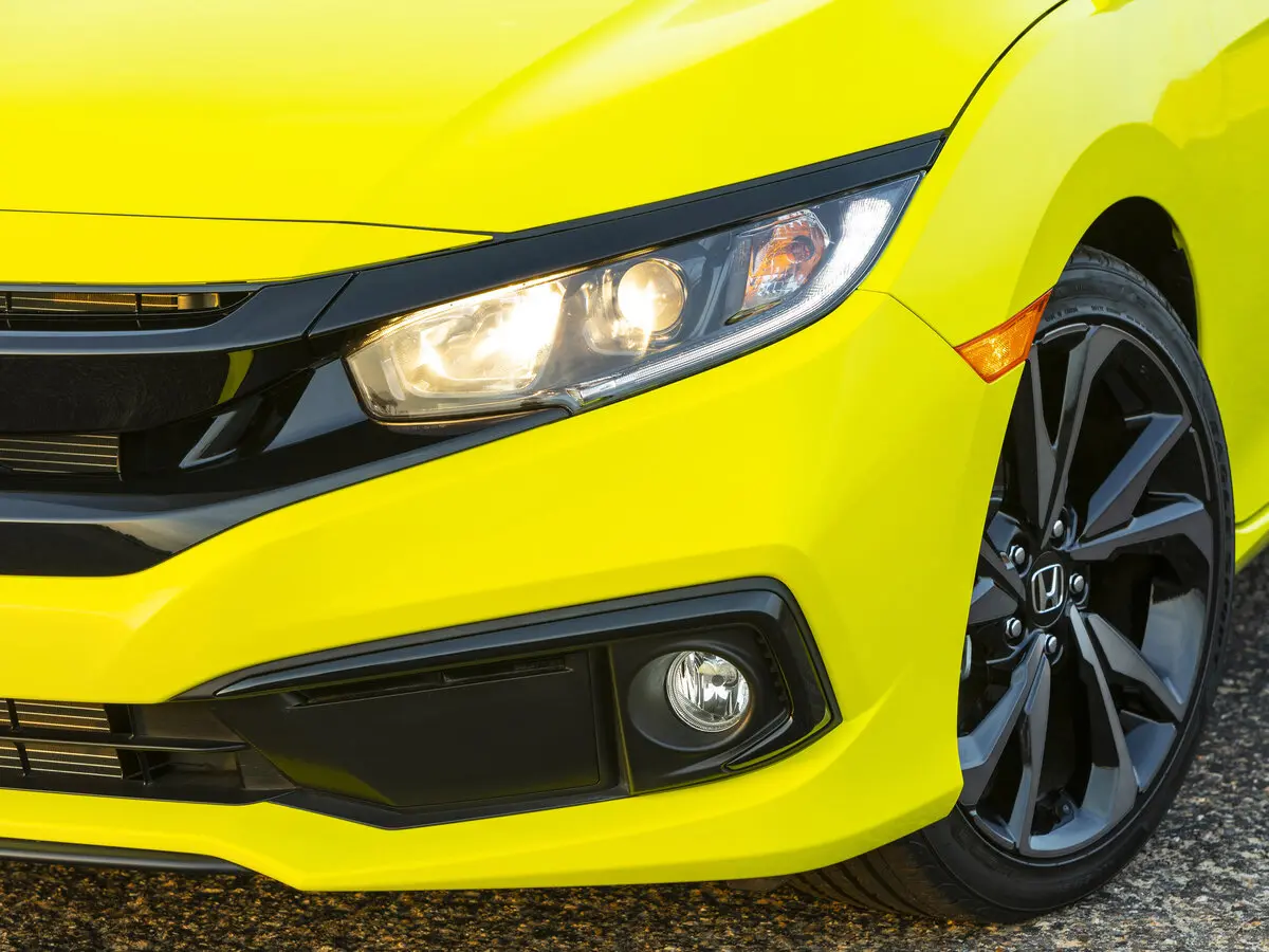 Honda Civic X Рестайлинг Купе — фото 12