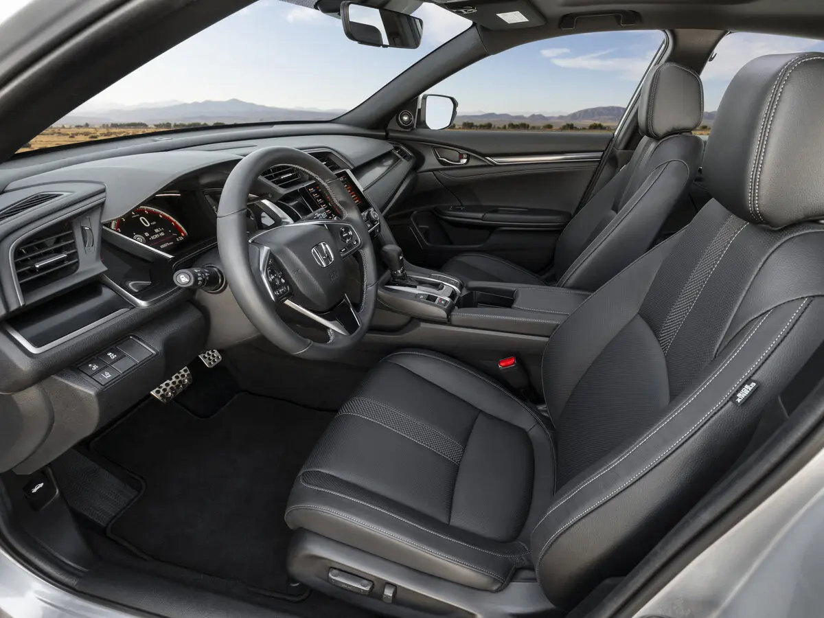 Honda Civic X Рестайлинг Хэтчбек 5 дв. — фото 7
