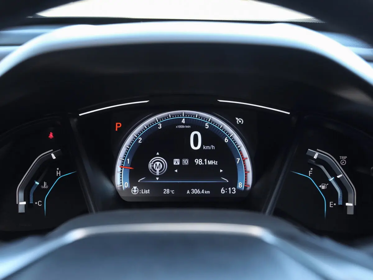 Honda Civic X Рестайлинг Хэтчбек 5 дв. — фото 8