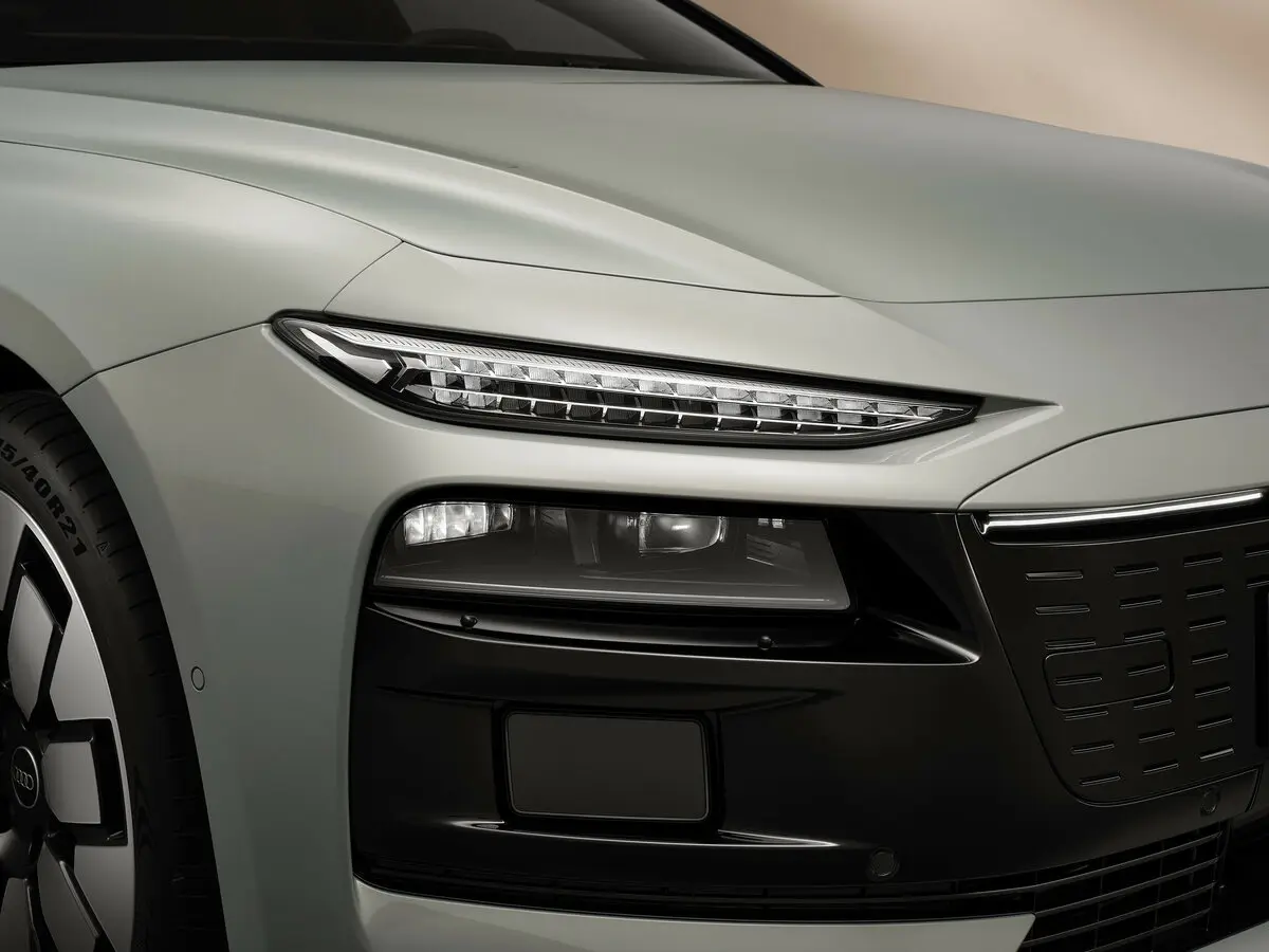 Audi A6 e-tron 2024 – н.в. Седан L — сүрөт 12