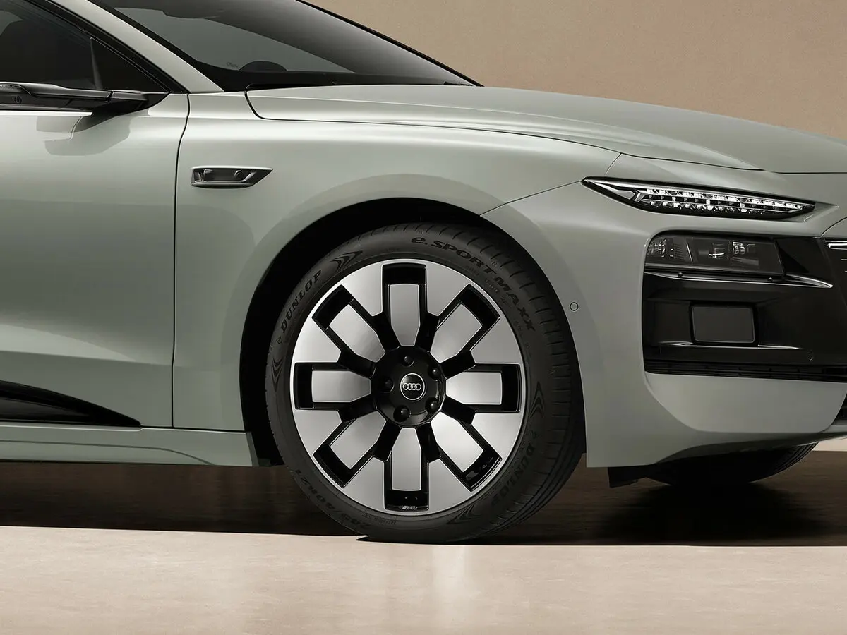 Audi A6 e-tron 2024 – н.в. Седан L — сүрөт 18