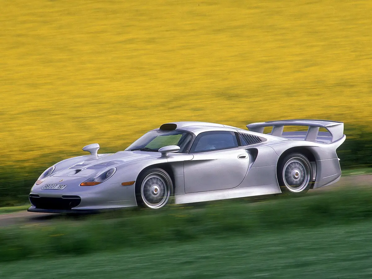 Porsche 911 GT1 996 Купе — сүрөт 2