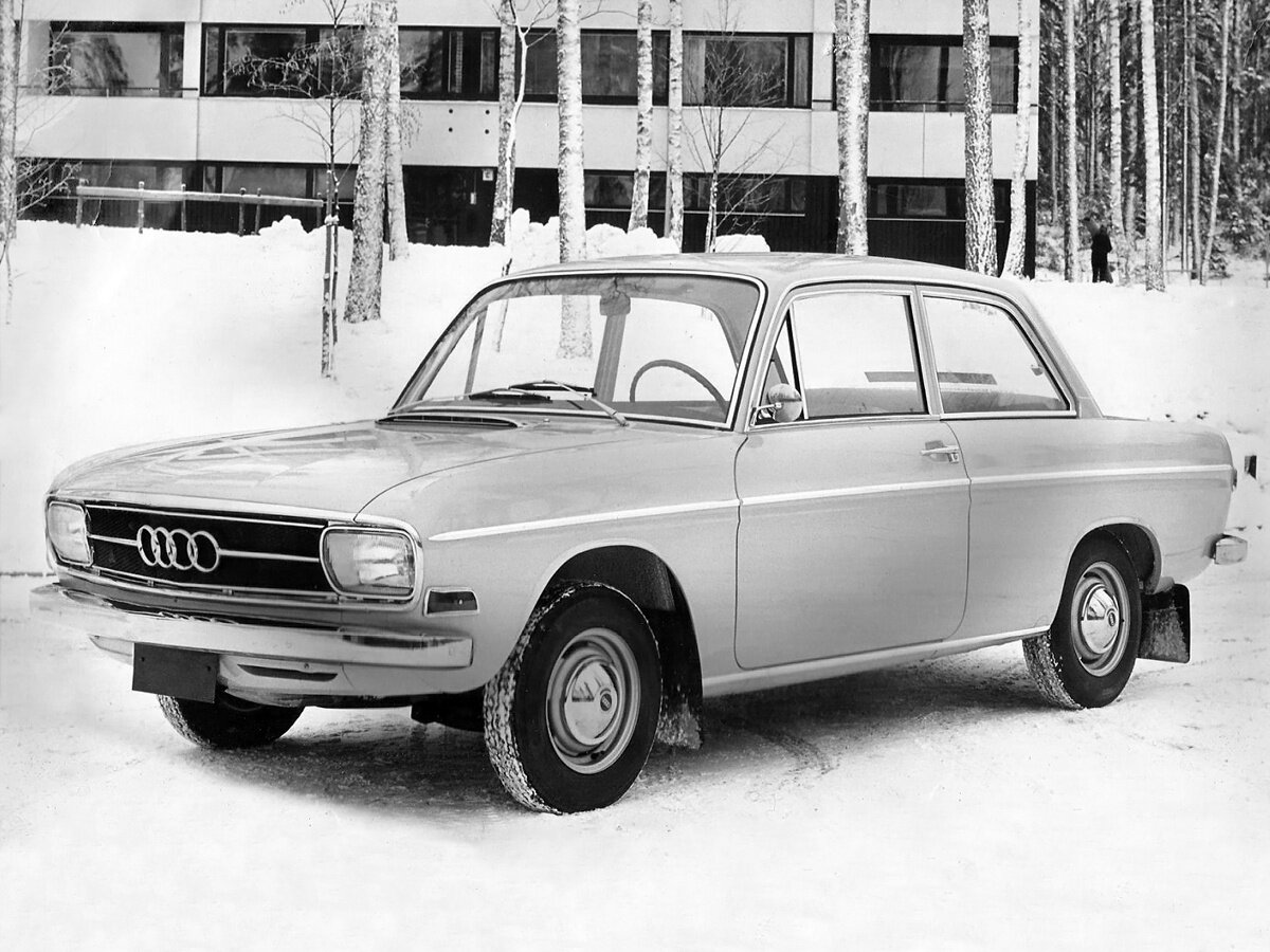 Audi 60 1969 – 1973 Седан 2 дв.