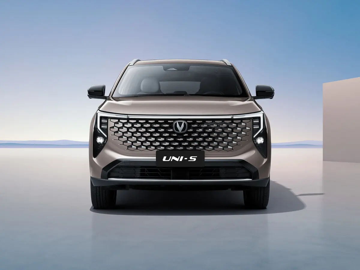 Changan UNI-S I Рестайлинг Внедорожник 5 дв. — сүрөт 3
