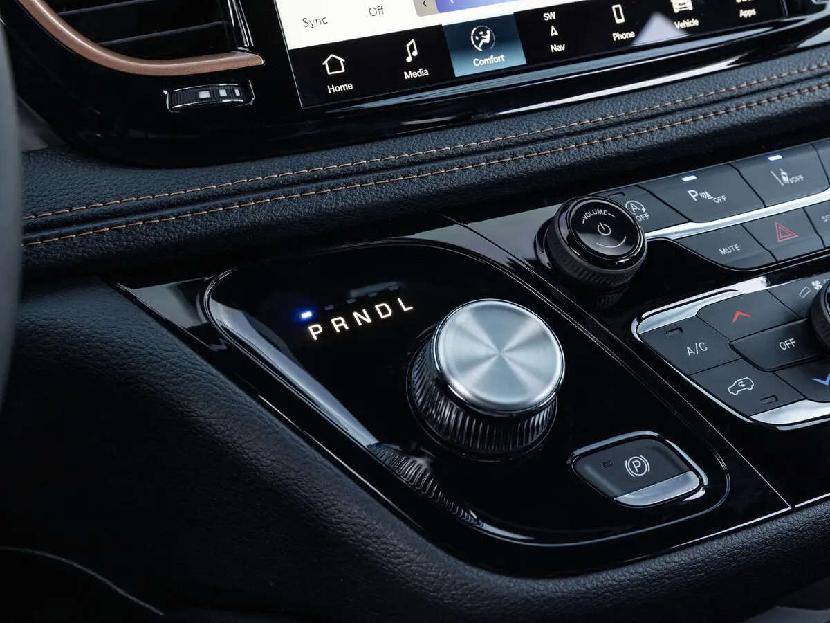 Chrysler Pacifica RU Рестайлинг 2 Минивэн — photo 9