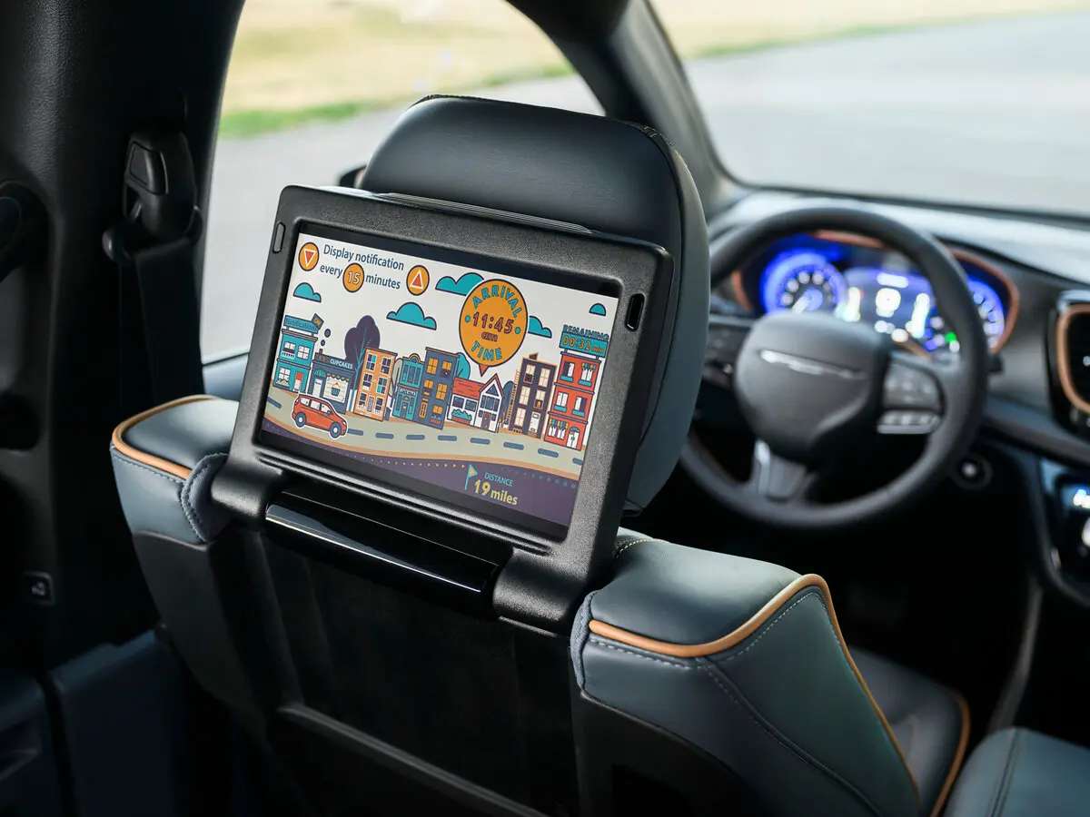 Chrysler Pacifica RU Рестайлинг 2 Минивэн — photo 13