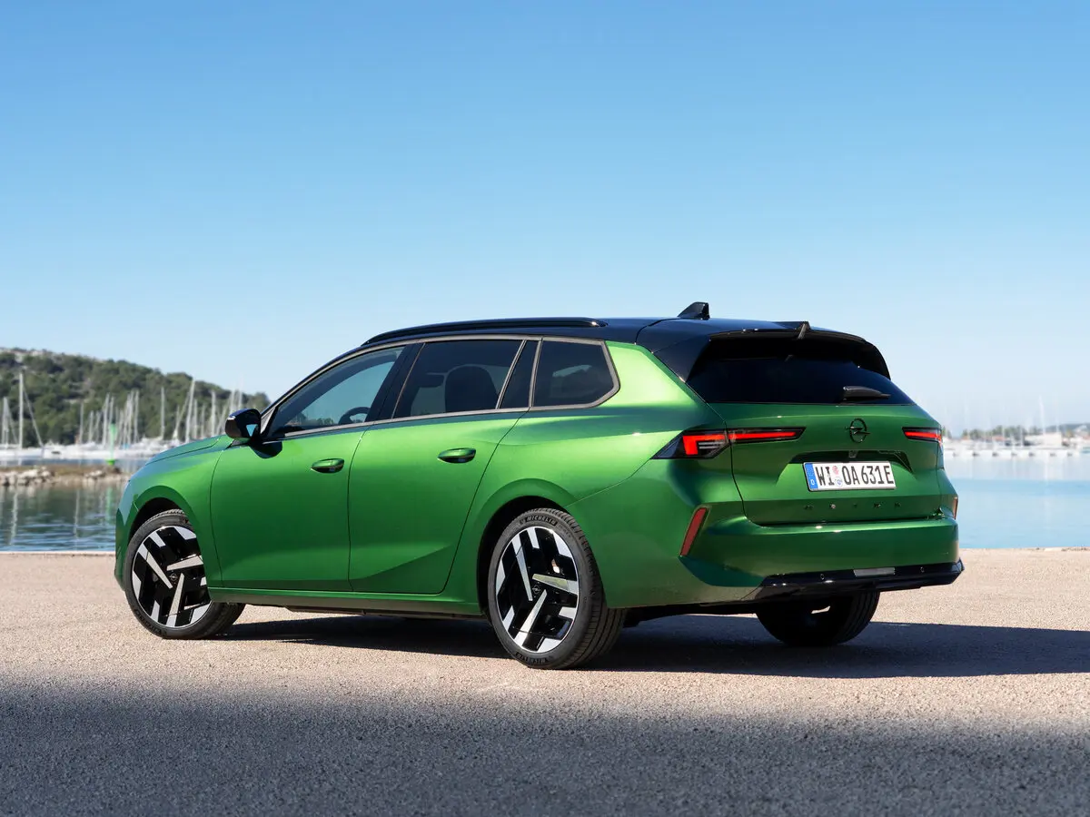Opel Astra L Рестайлинг Универсал 5 дв. — фото 3