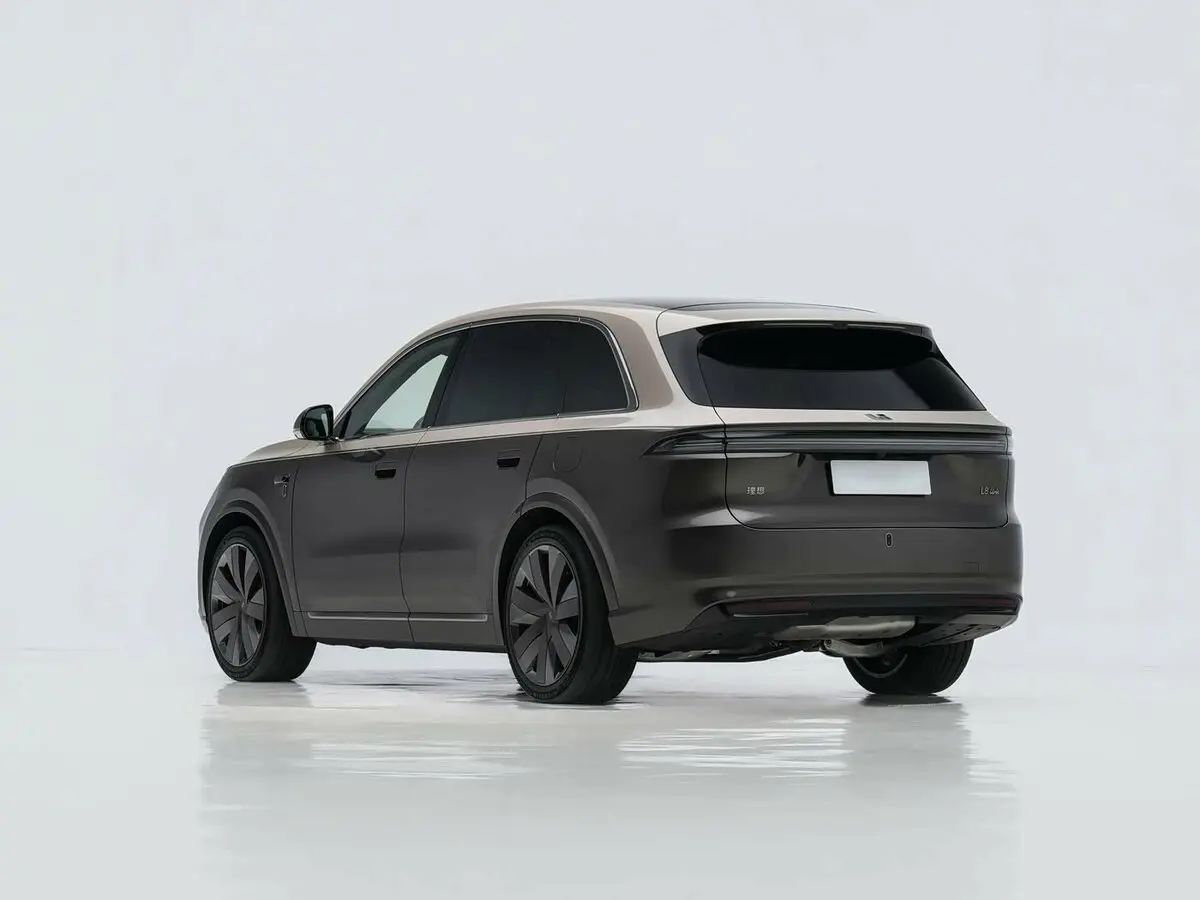 Li Auto (Lixiang) L8 II Внедорожник 5 дв. — 照片 5
