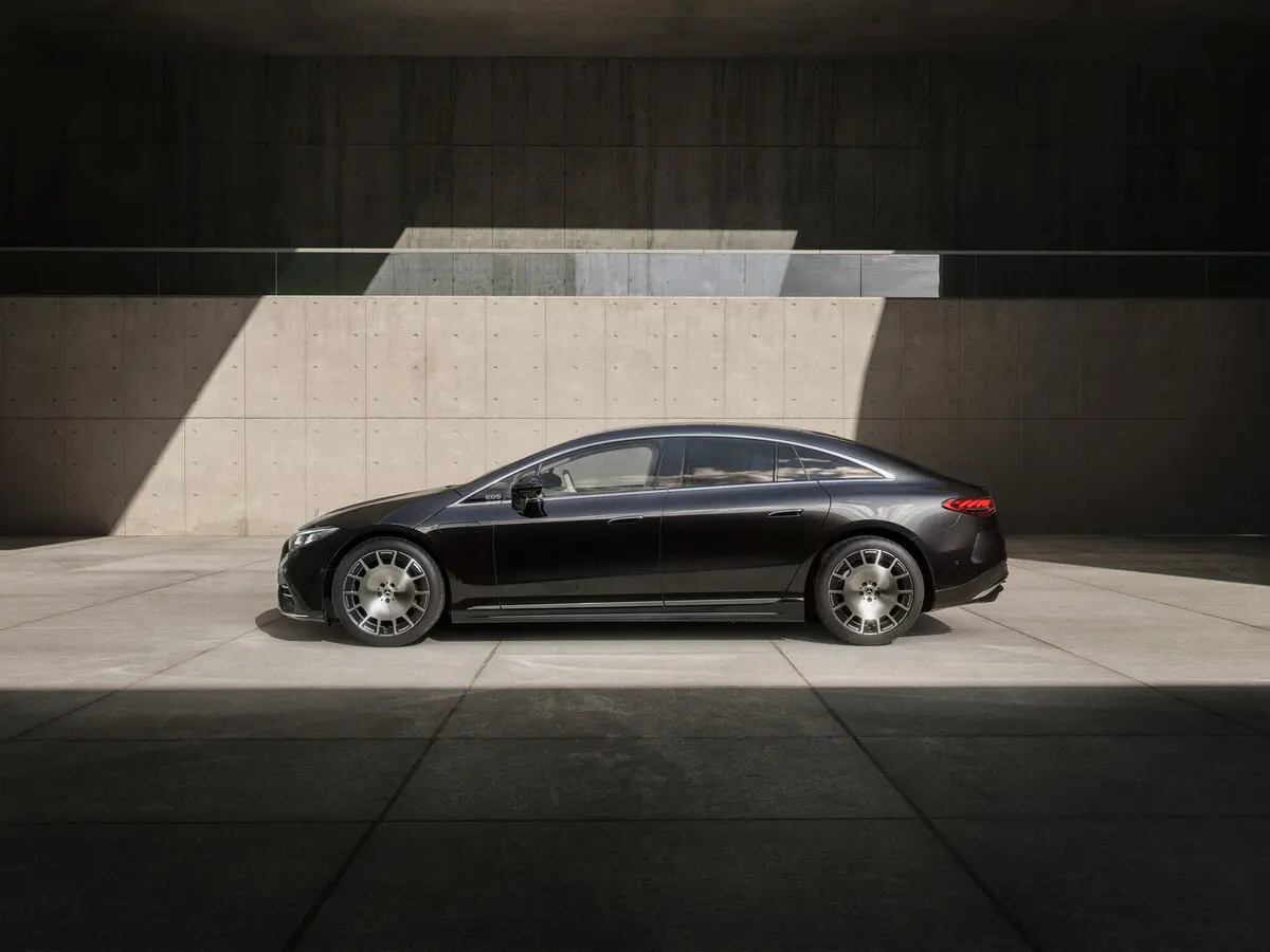 Mercedes-Benz EQS I Рестайлинг 2 Лифтбек — сүрөт 2