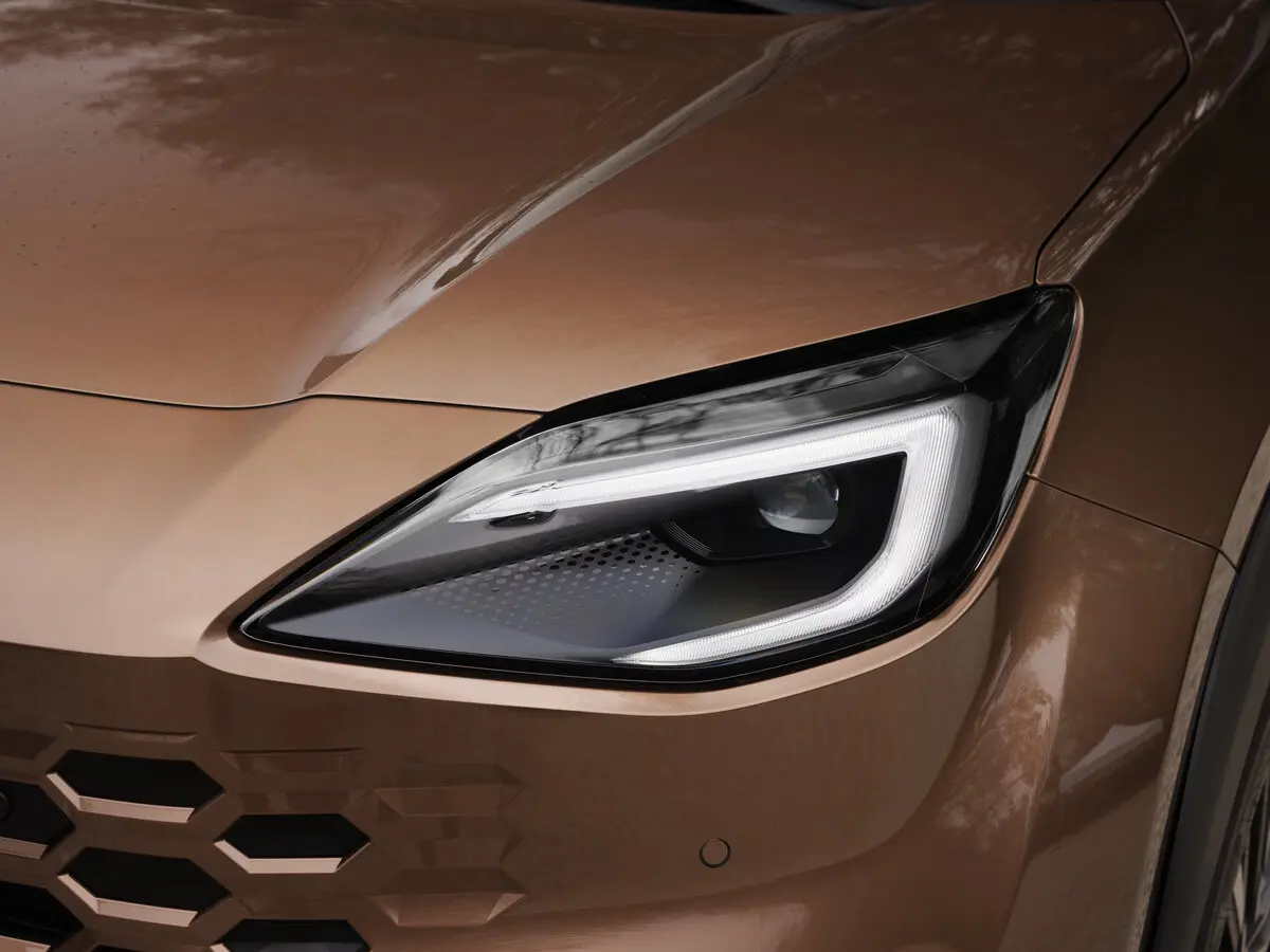 Toyota Yaris Cross I Рестайлинг Внедорожник 5 дв. — 照片 9