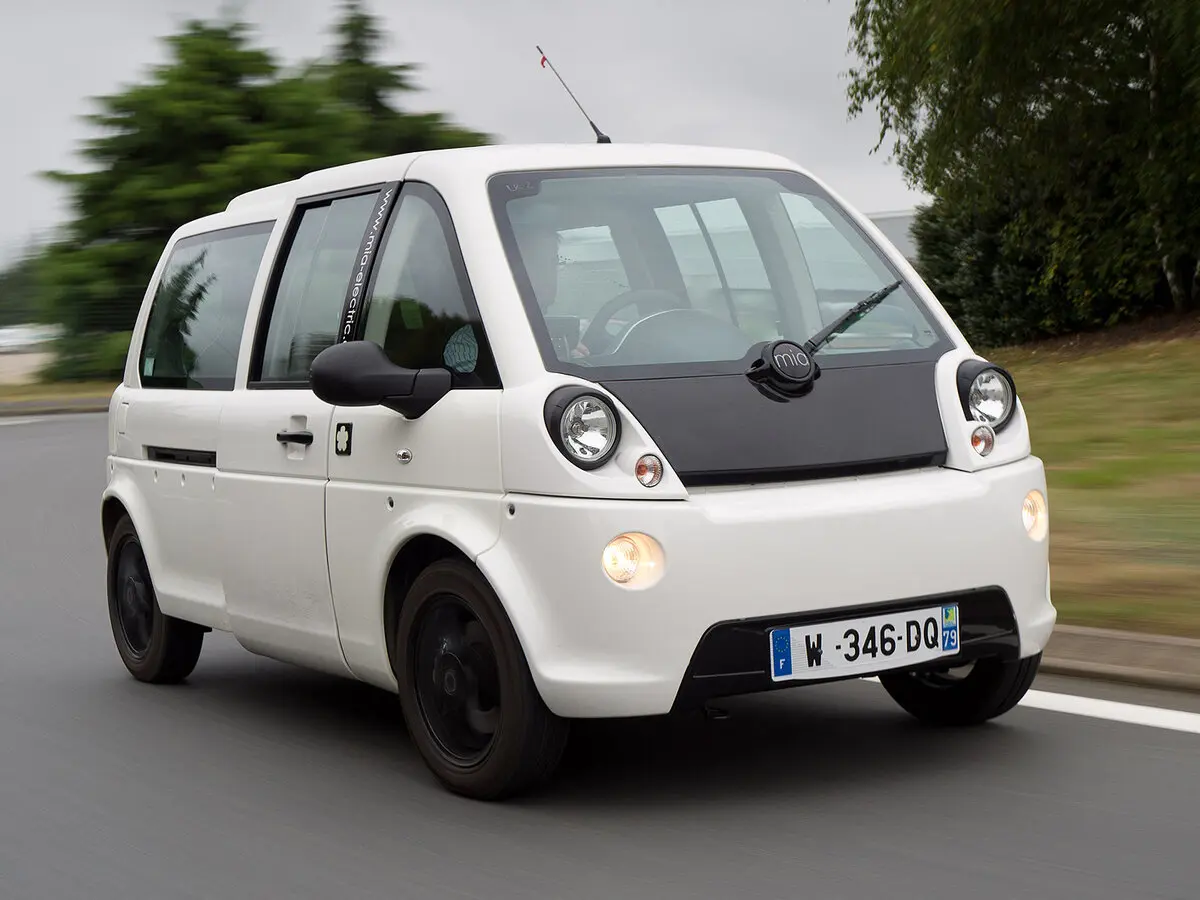 Mia Electric 2011 – 2013 Компактвэн L